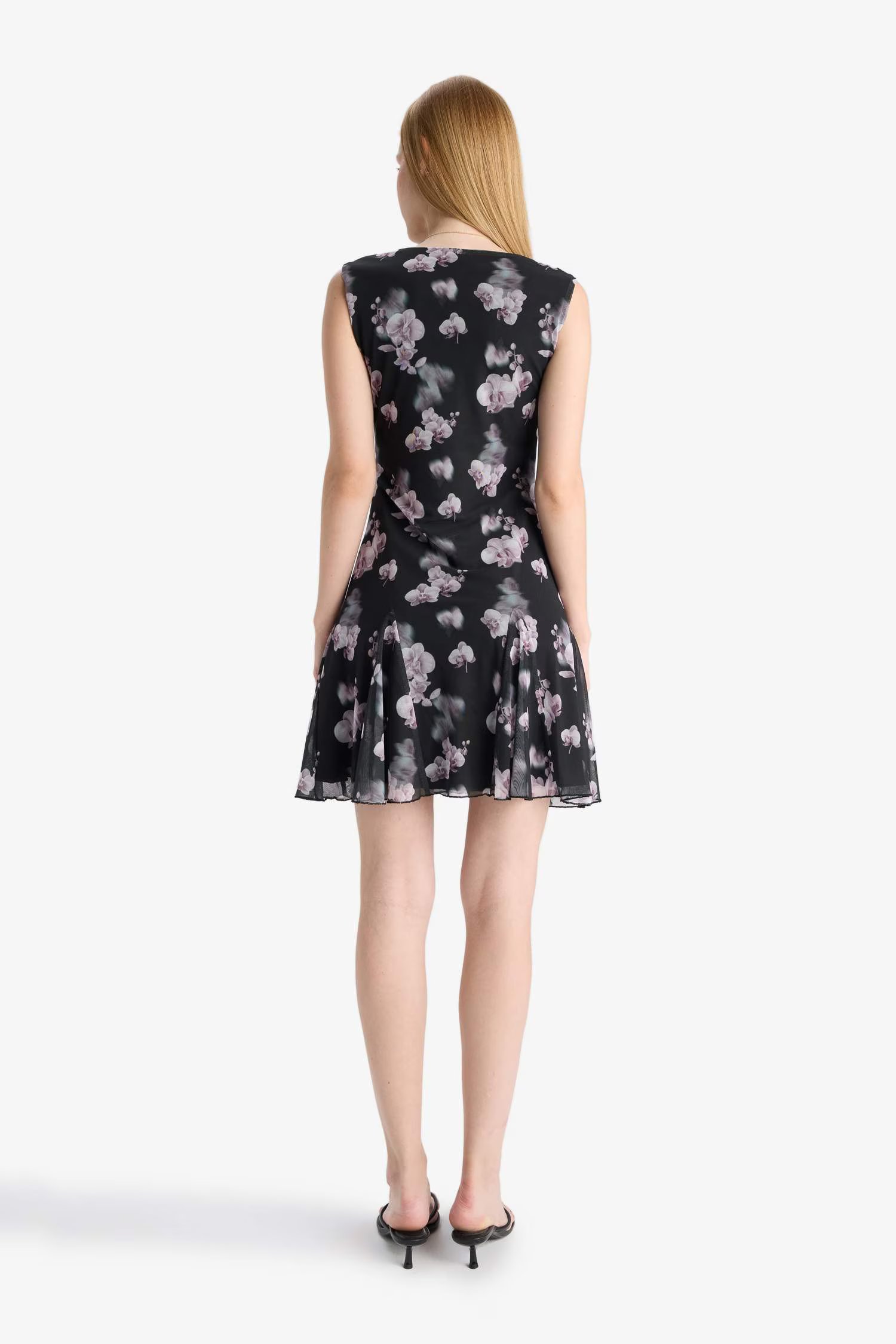 صورة إضافية