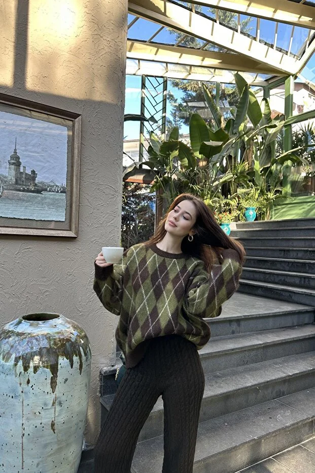 كنزة تريكو من Genel Markalar