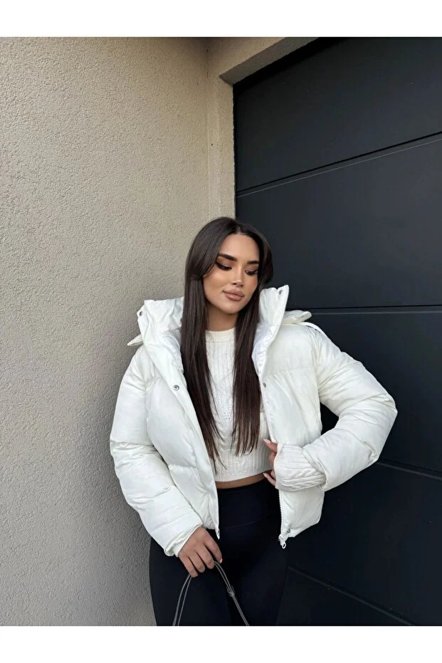 جاكيت مطري من Lux Vestimenta