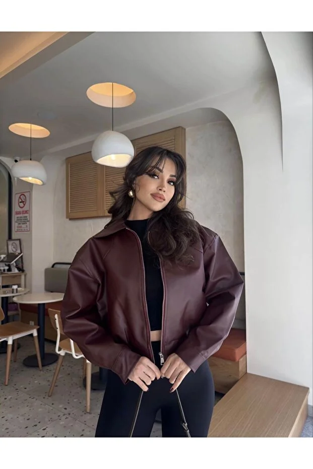 جاكيت جلد من MODA