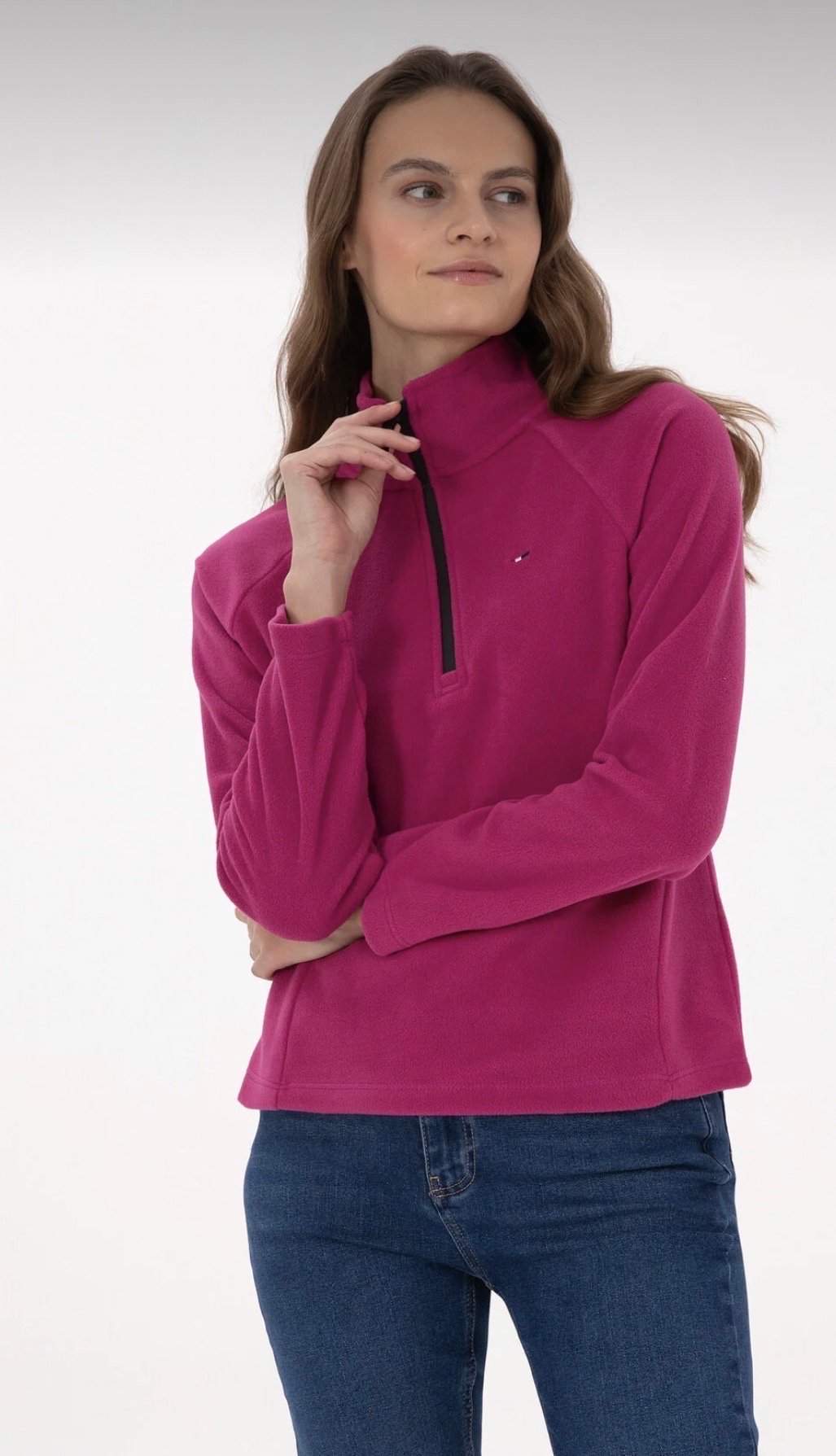 سويت شيرت نسائي بلون الفوشيا المميز من U.S.P.ASSN