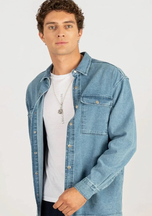 جاكيت جينز رجالي باللون الأزرق الفاتح من TUDORS