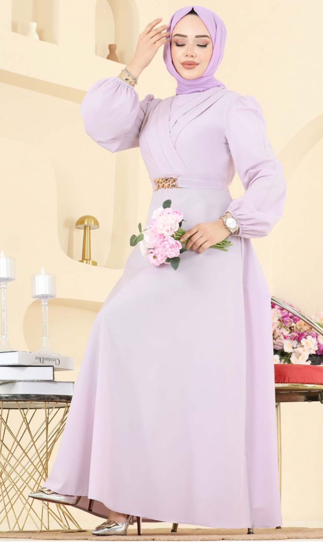 فستان نسائي من قماش الكريب باللون الوردي