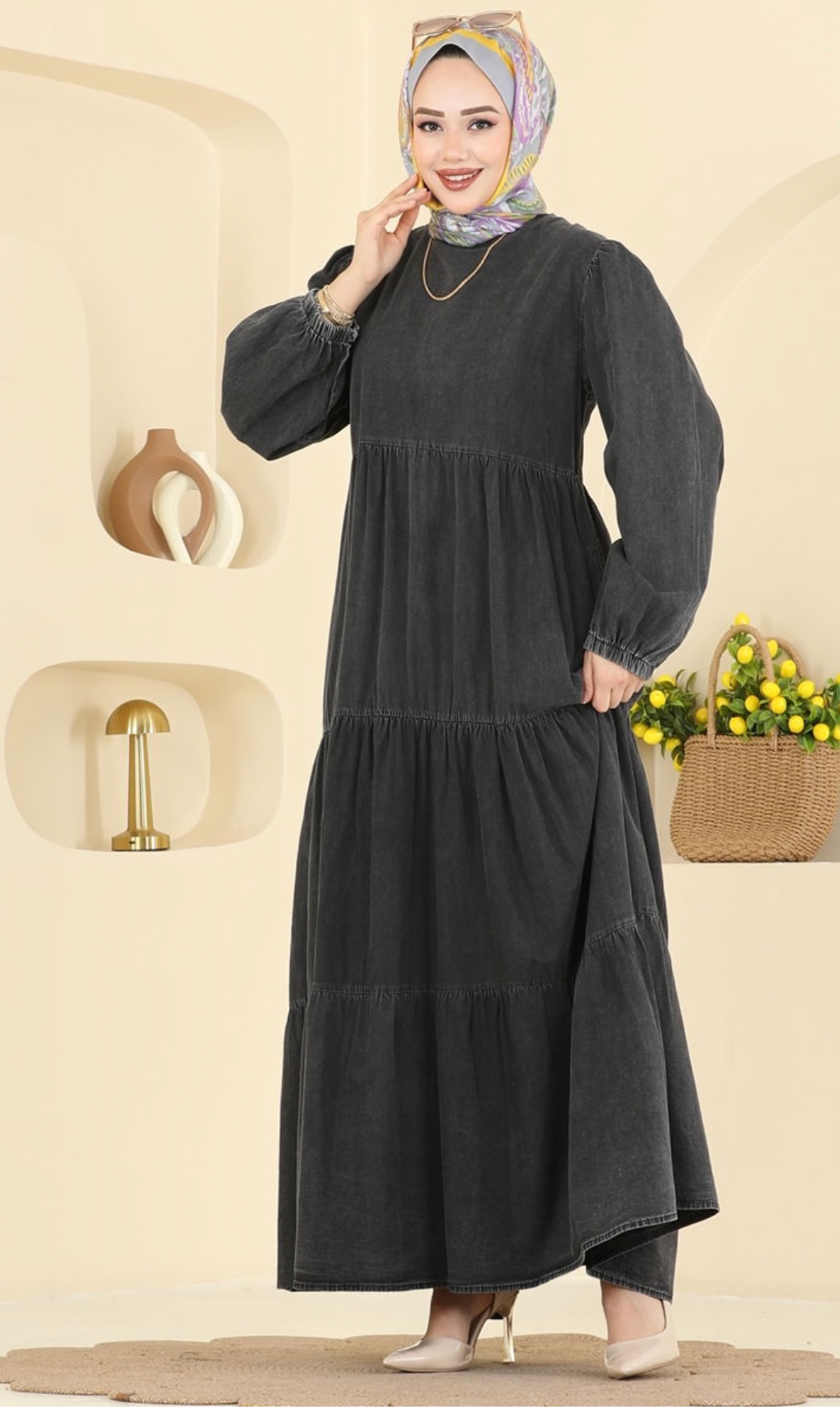 فستان جينز أسود للمحجبات