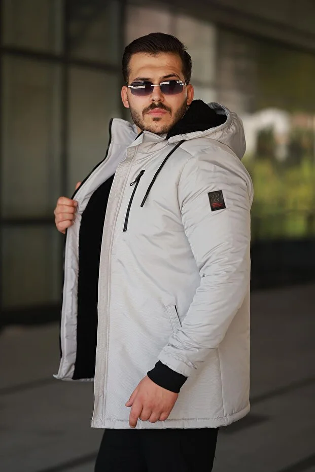 جاكيت رجالي مطري مبطن بالفرو