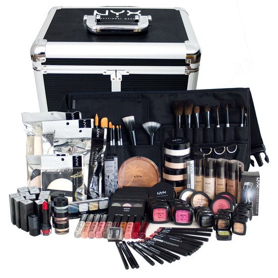 NYX PROFESSIONAL MAKEUP SET