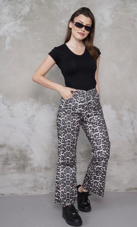 بنطال جينز نسائي