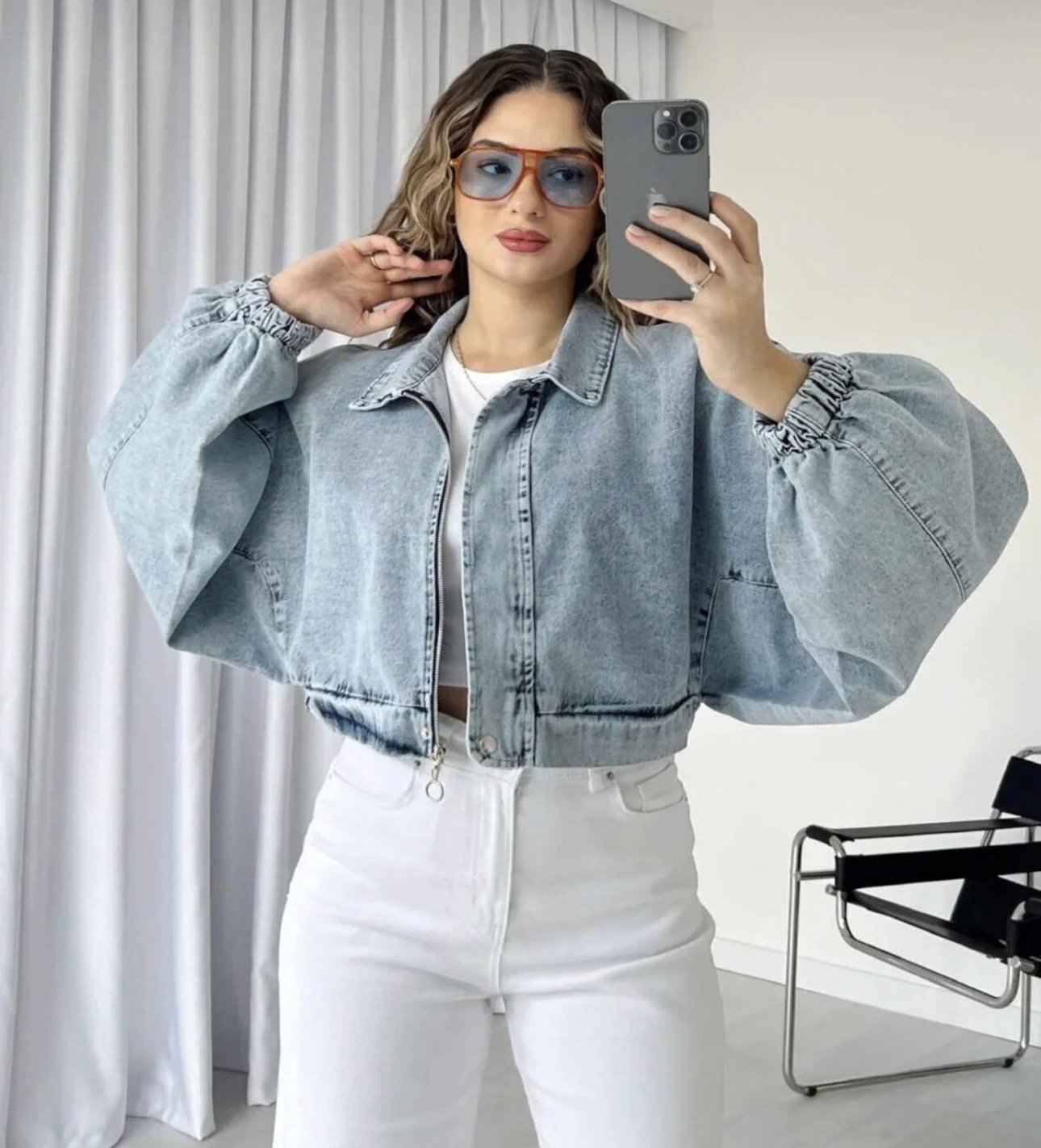 جاكيت جينز نسائي بأكمام واسعة