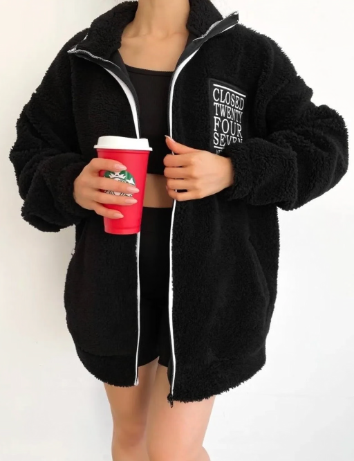 معطف نسائي من الفرو