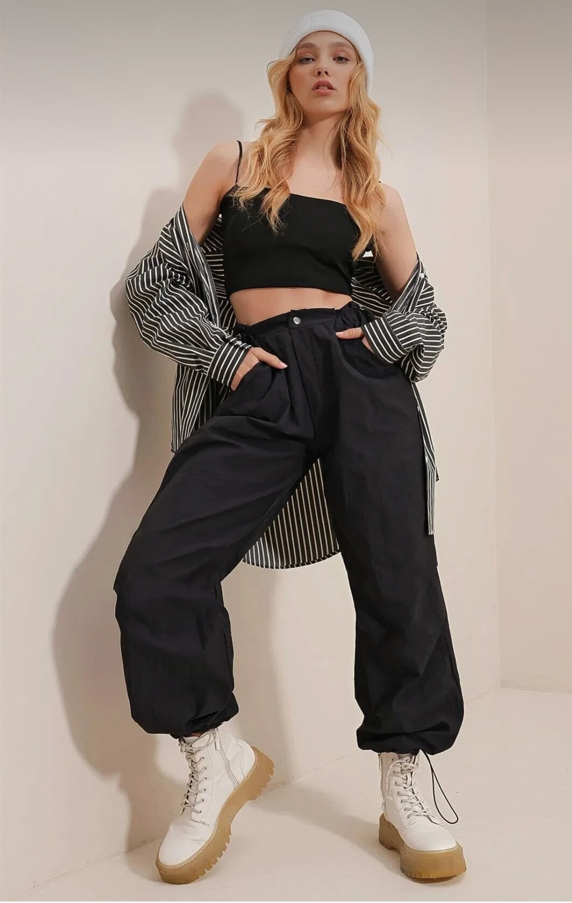 بنطال وتر بروف أسود للسيدات