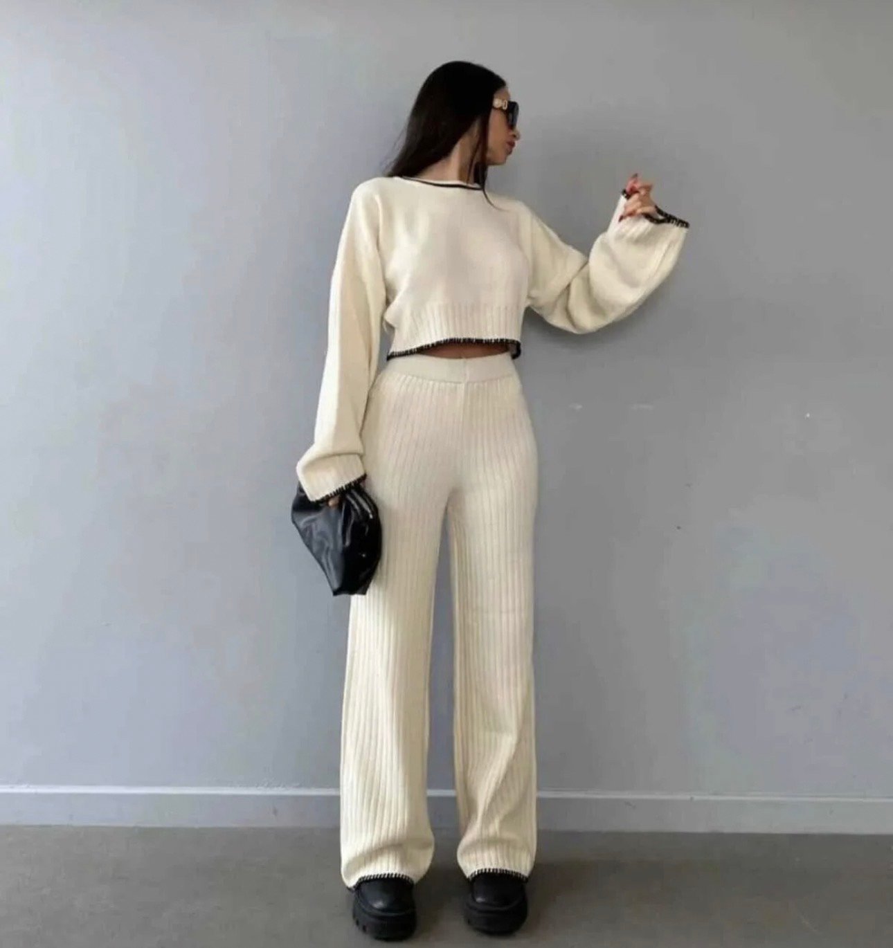 بيجاما نسائية تريكو للخروج من المنزل