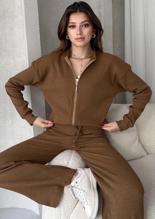 بيجاما نسائية تريكو للخروج من المنزل