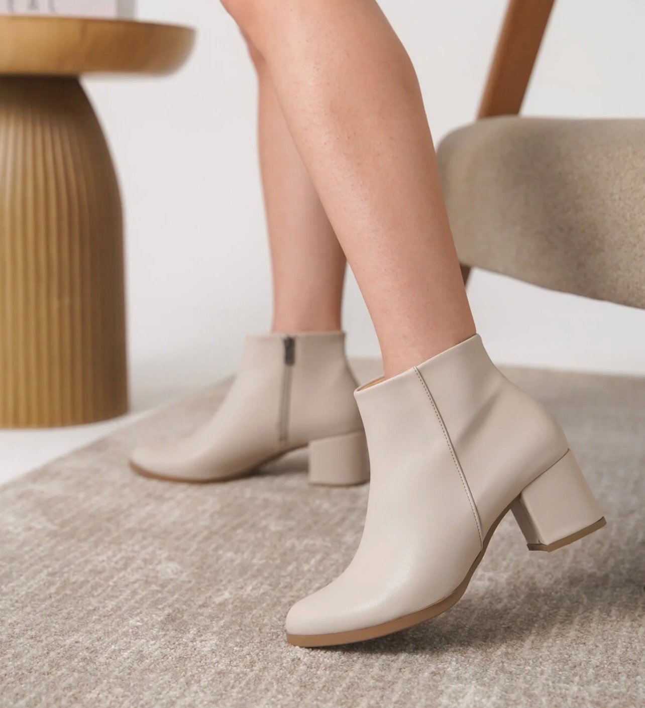 حذاء نسائي شتوي