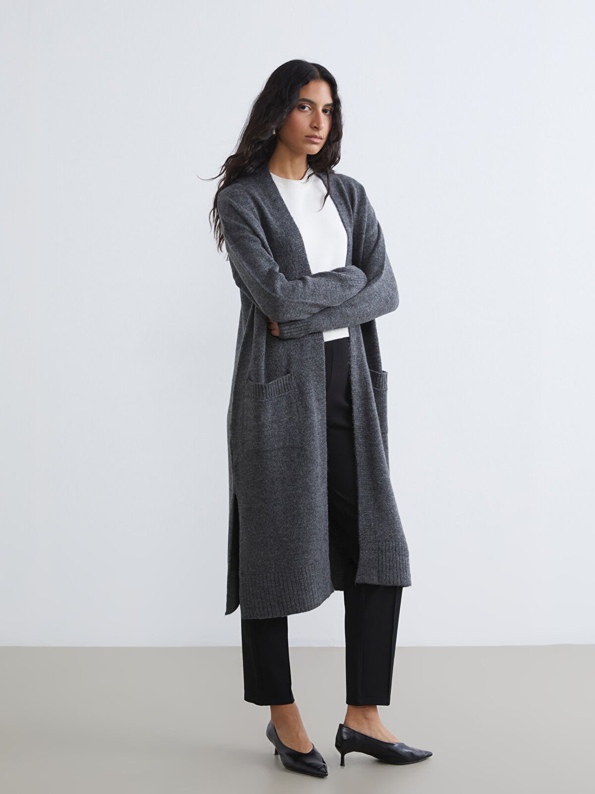 كارديجان طويل محبوك بفتحات جانبية