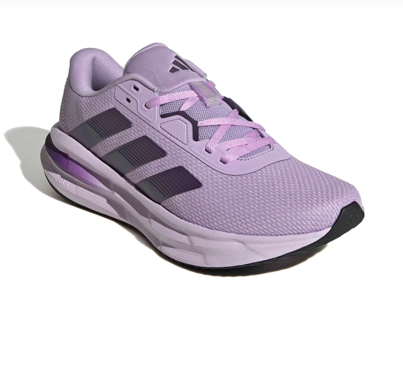 حذاء جري نسائي من Adidas (موديل Duramo Speed).